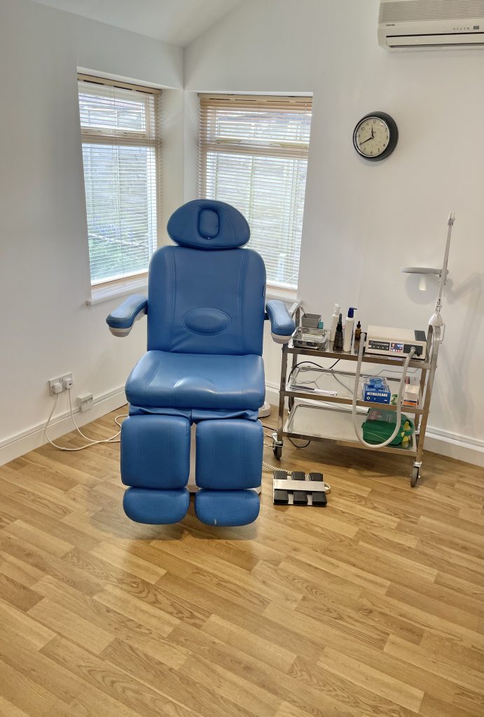 Patient examination chair